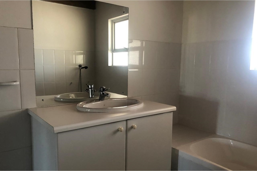 To Let 3 Bedroom Property for Rent in Knysna Central Western Cape